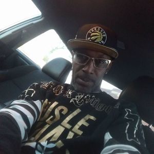 Meet your Posher, Leo